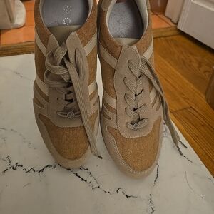 Tan and Cream Casual Sneakers